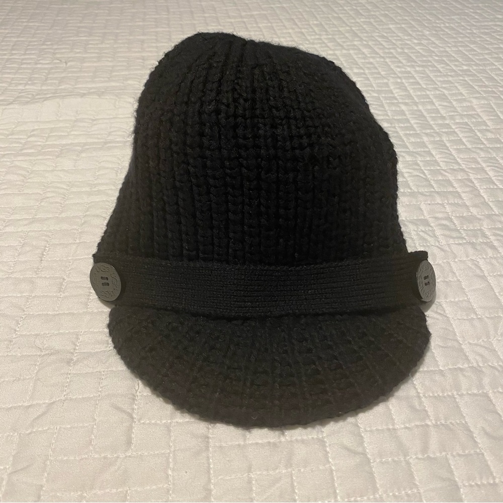 Ugg black knit cap.  OS